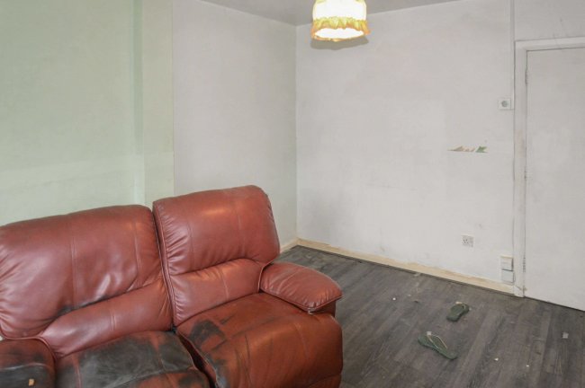 Flats 1-4, 11 Prospect Road, Moseley, Birmingham, B13 9TB 9