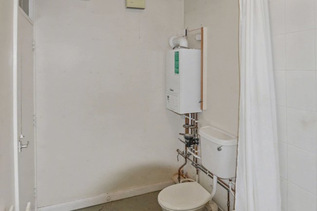 Flats 1-4, 11 Prospect Road, Moseley, Birmingham, B13 9TB 9