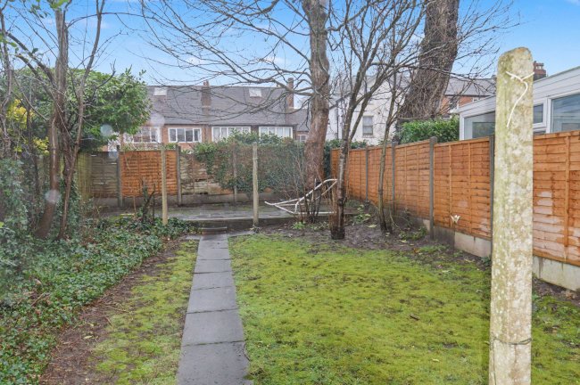 Flats 1-4, 11 Prospect Road, Moseley, Birmingham, B13 9TB 9