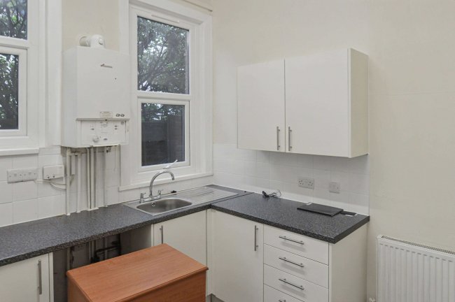 Flats 1-4, 11 Prospect Road, Moseley, Birmingham, B13 9TB 9