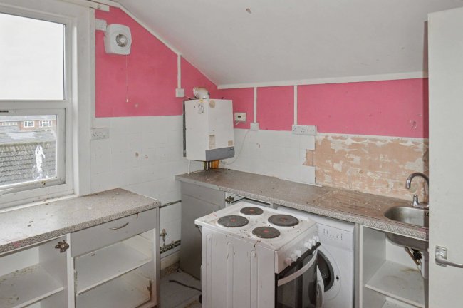 Flats 1-4, 11 Prospect Road, Moseley, Birmingham, B13 9TB 9