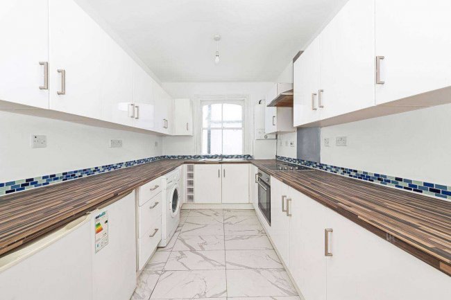 Flat 1, 48 Norwood High Street, Norwood, London SE27 9NR 5