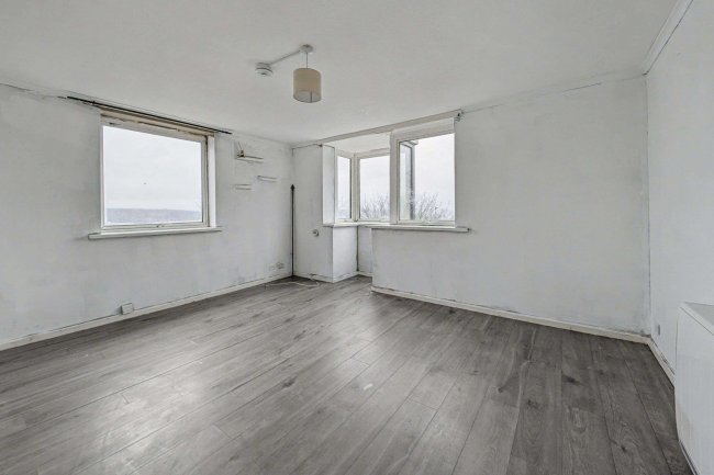 Flat 75, Benwell Close, Benwell Grange, Newcastle Upon Tyne, NE15 6RZ 9