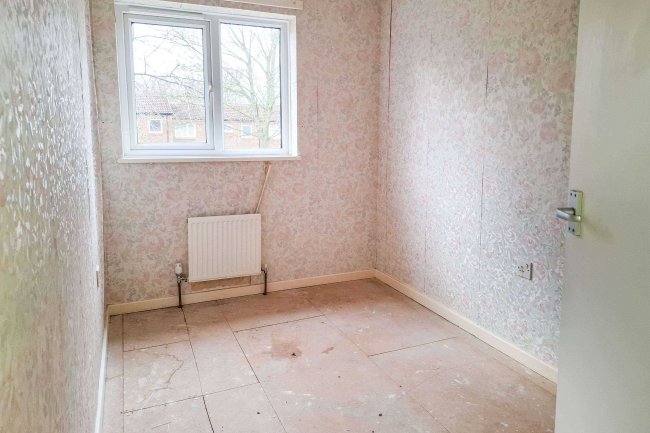 3 Mapleton Drive, Hemlington, Middlesbrough, Cleveland, TS8 9NF 10