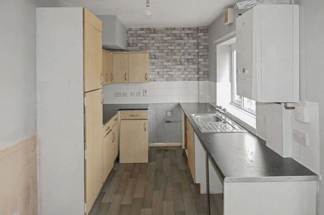 30 Twenty Second Avenue, Hull, East Yorkshire, HU6 9LR 9