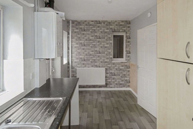 30 Twenty Second Avenue, Hull, East Yorkshire, HU6 9LR 9