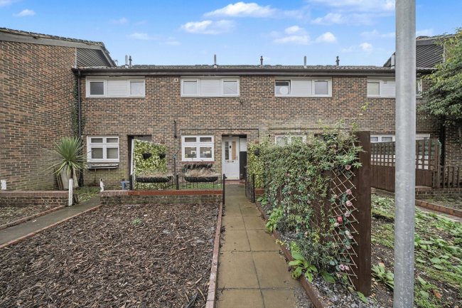 55 Charnwood Road, Hillingdon, Uxbridge, Middlesex, UB10 0HF 7