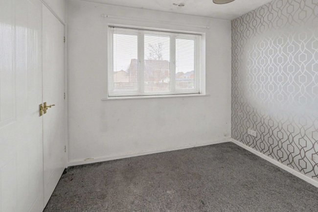 40 Bracken Road, Shirebrook, Mansfield, Derbyshire, NG20 8FB 4