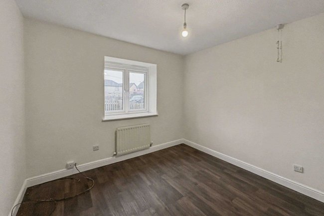 20 Arden Road, Bradford, West Yorkshire, BD8 0PN 5