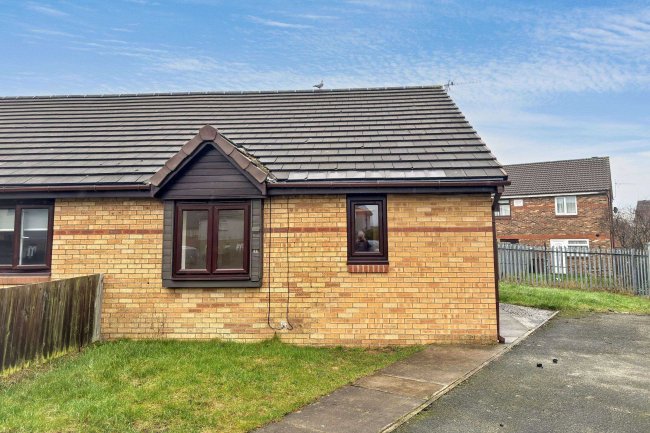 20 Arden Road, Bradford, West Yorkshire, BD8 0PN 5