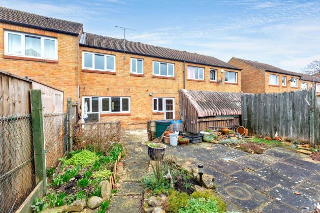 7 The Wharfe, Bedford, Bedfordshire, MK41 7XP 9