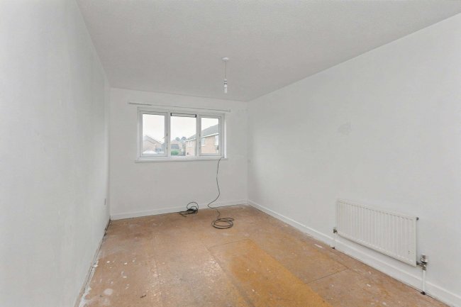 7 The Wharfe, Bedford, Bedfordshire, MK41 7XP 9