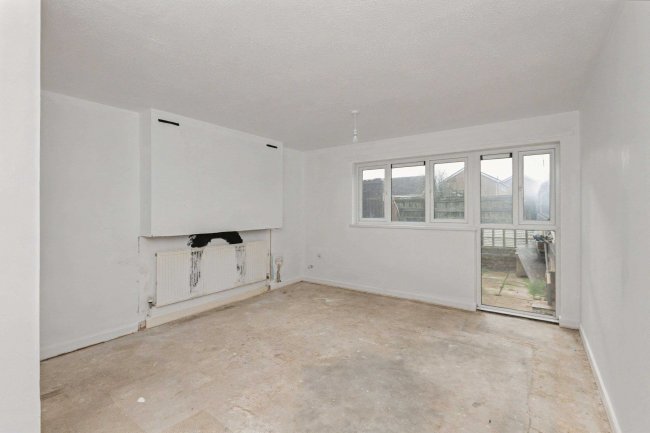 7 The Wharfe, Bedford, Bedfordshire, MK41 7XP 9