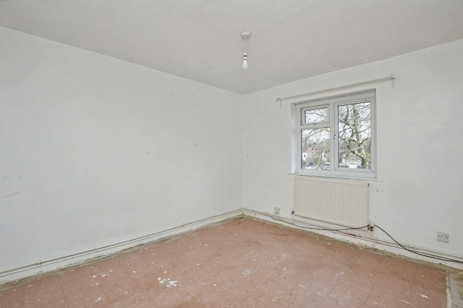 131 North Sherwood Street, Nottingham, NG1 4EZ 5