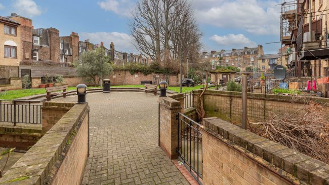 Flat 21, Farrier Street, Camden, London, NW1 8PJ 2