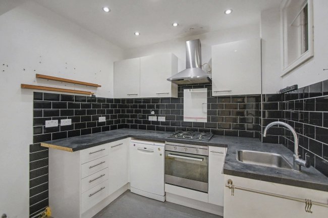 Third Floor Flat,19 Warrington Crescent, Maida Vale, London, W9 1ED 3