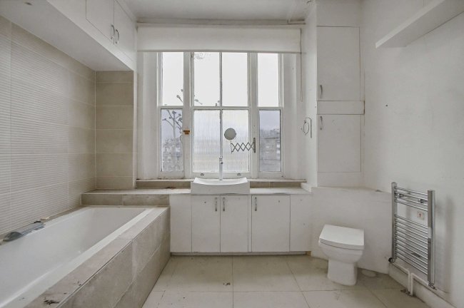 Third Floor Flat,19 Warrington Crescent, Maida Vale, London, W9 1ED 3