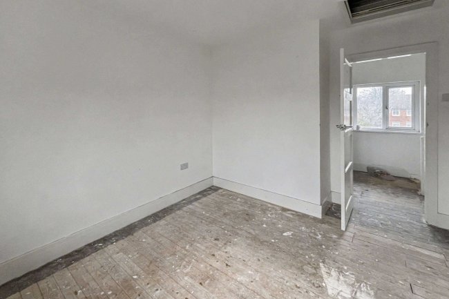 6 Pembury Close, Bromley, BR2 7PS 5