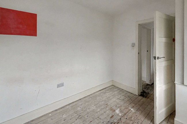 6 Pembury Close, Bromley, BR2 7PS 5