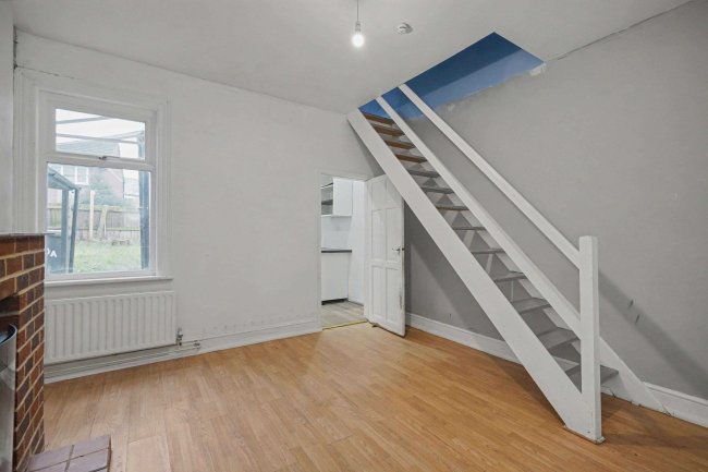 Flat A & Flat B, 60 Dickinson Street, Derby, DE24 8WJ 8