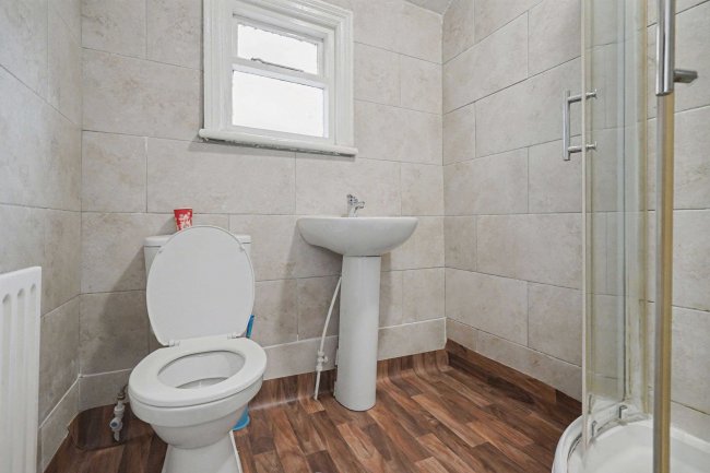 Flat A & Flat B, 60 Dickinson Street, Derby, DE24 8WJ 8