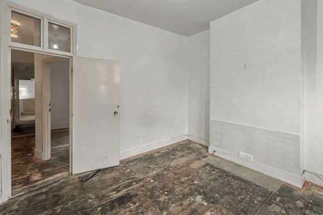 14 Gowrie Road, Battersea, London SW11 5NR 7