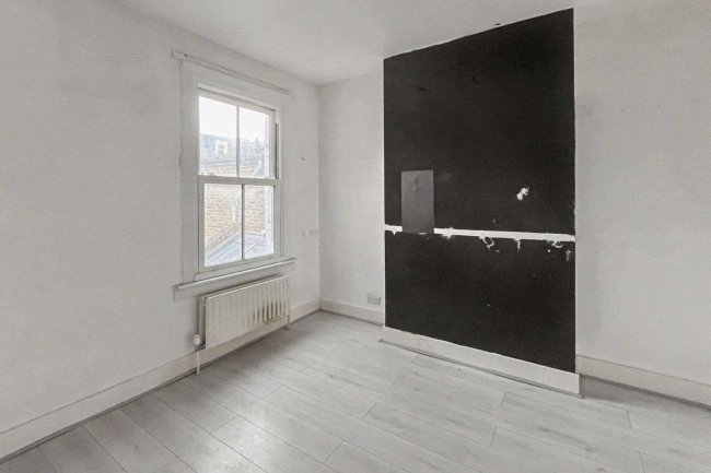 14 Gowrie Road, Battersea, London SW11 5NR 7