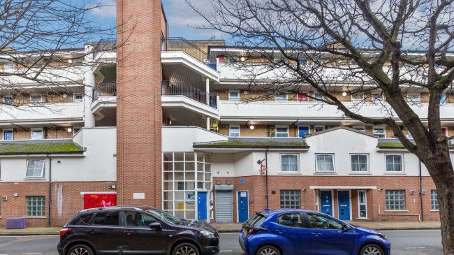 18 St. Josephs Flats, Drummond Crescent, Euston, London, NW1 1LE 1