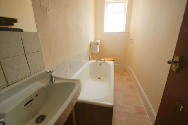 3 Fort Paragon, Margate, Kent, CT9 1JA 3