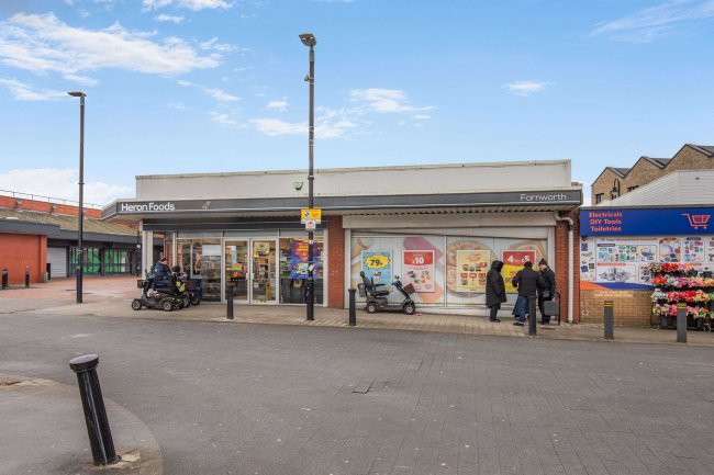 52 Brackley Street, Farnworth, Manchester, BL4 9DR 7