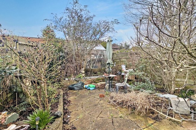 24 Milton Road, Caterham, CR3 5JD 4