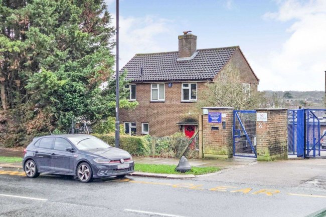 Former Eversley School Caretaker's House, Chaseville Park Road, London, N21 1PD 3