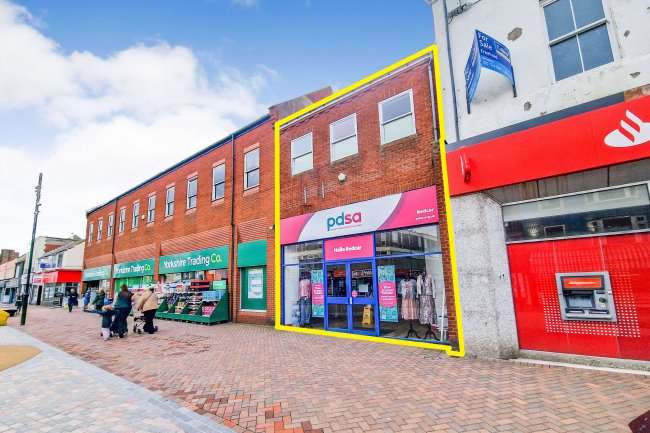 62 High Street, Redcar, Cleveland TS10 3DR 2