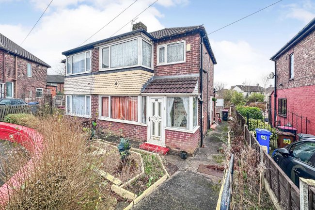 82 Castlewood Road, Salford, Greater Manchester, M7 3GW 4