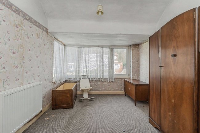 82 Castlewood Road, Salford, Greater Manchester, M7 3GW 4