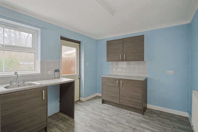 70 Goliath Road, Poole, BH15 4NS 9