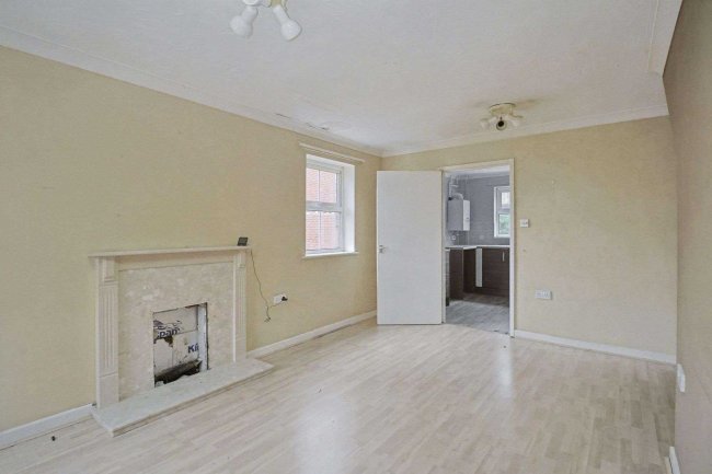 70 Goliath Road, Poole, BH15 4NS 9