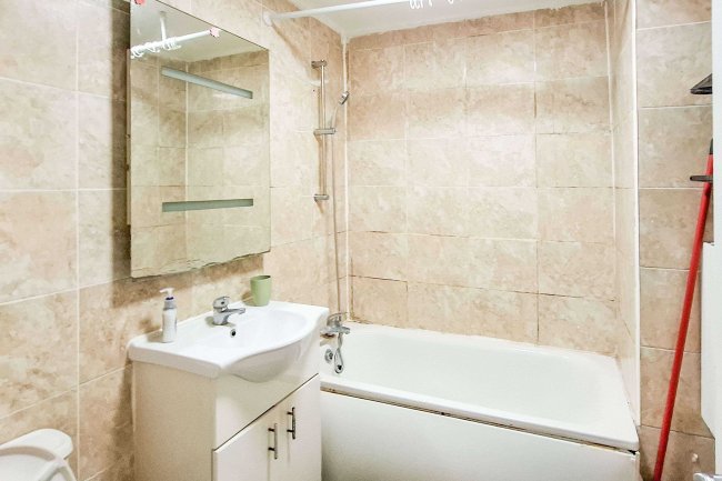 8 Oldham Terrace, Acton, London, W3 6LS 10