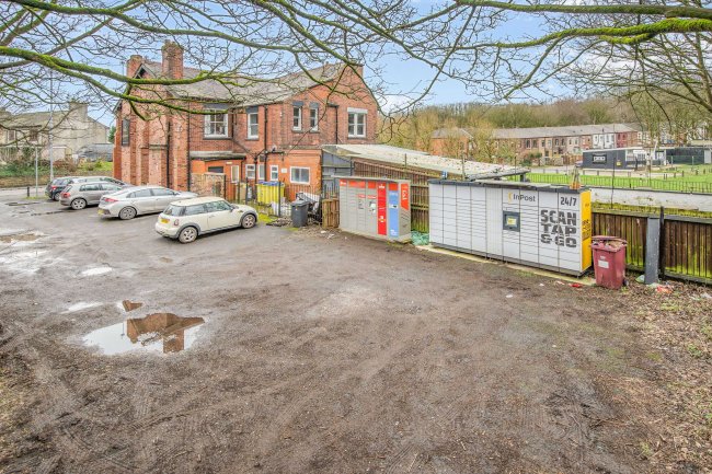 The Grand Hotel, 13 Market Street, Manchester M26 1GF 5