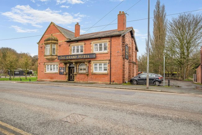 The Grand Hotel, 13 Market Street, Manchester M26 1GF 5