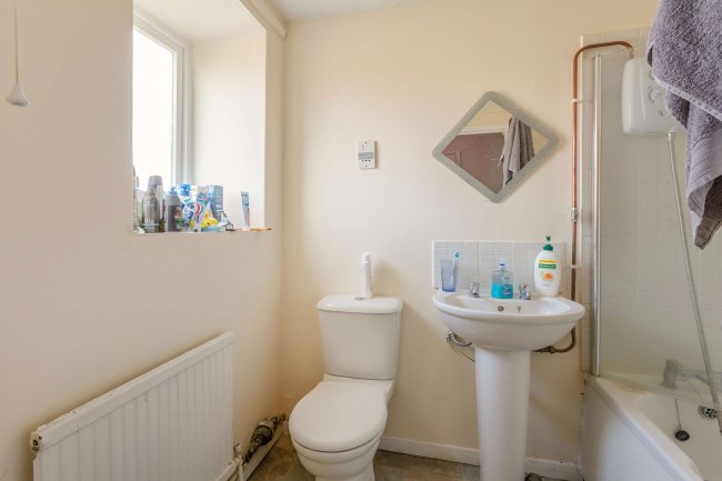 Beechfield House, High Street, Spalding PE11 1UD 3