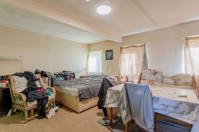 Beechfield House, High Street, Spalding PE11 1UD 3