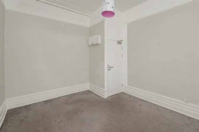 10 Hughenden Road, Clifton, Bristol, Avon, BS8 2TT 2