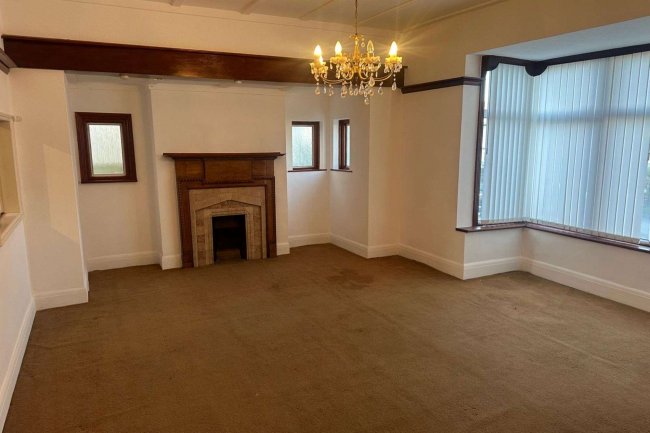 19 Pollards Hill North, Norbury, London SW16 4NJ 10