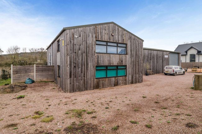 Comonin, Mitchel Troy, Monmouth, NP25 4BL 5