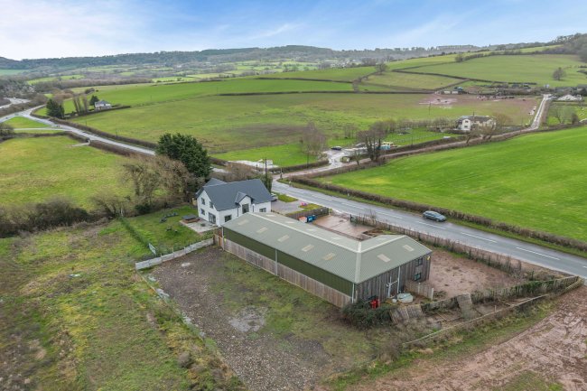 Comonin, Mitchel Troy, Monmouth, NP25 4BL 5