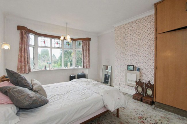 881 High Lane, Stoke-on-Trent, Staffordshire, ST6 6HQ 1