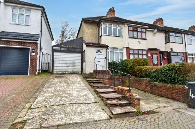 44 Dunkery Road, Eltham, London, SE9 4HZ 1