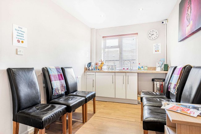 Wells Yard, Hudson Street Deddington, Banbury, Oxfordshire, OX15 0SW 2