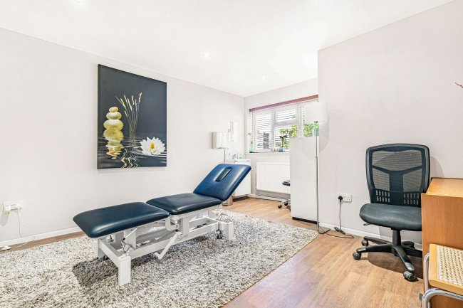 Wells Yard, Hudson Street Deddington, Banbury, Oxfordshire, OX15 0SW 2